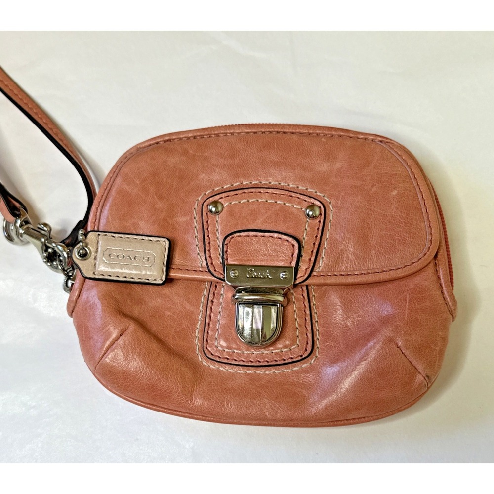 Rare VTG Coach Legacy Push lock Wristlet Coral Leather Interior Stripe Pattern - Picture 2 of 5